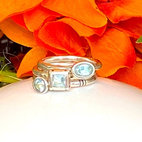 Make an Offer πCome on send me an offer letβs make your Tuesday Treat YOU dayπ - Picture 8 of 16